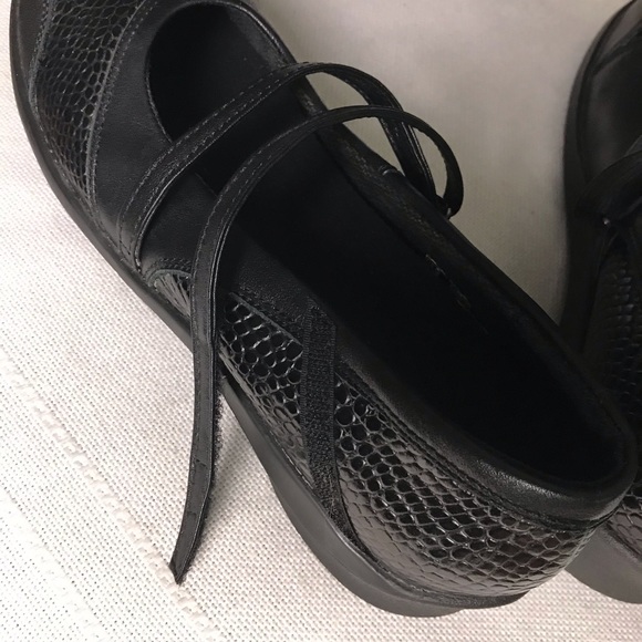 Detrex comfort black shoes - Picture 3 of 10